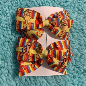 Elmo Handmade hair bow clip set